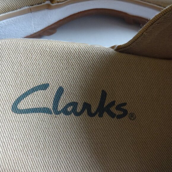 Clark's women's size 7M, canvas slide on sandals Khaki with white trim, padded - Picture 4 of 12